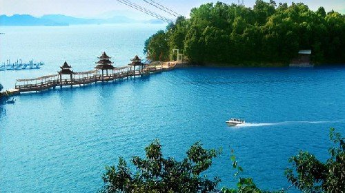 萬(wàn)綠湖風(fēng)景區(qū)