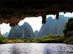 英德洞天仙境玻璃棧道、九龍小鎮花海世界一天游