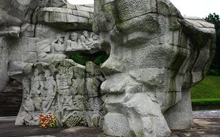 紅軍突破湘江紀念園.jpg