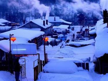 【冬舞雪鄉】徒步穿越林海、冰雪哈爾濱、醉美雪鄉、霧凇奇觀、伏爾加莊園旅拍6日游
