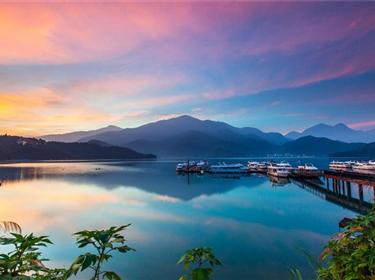 臺灣西線六天半自助團(tuán)（臺北+高雄自由活動）